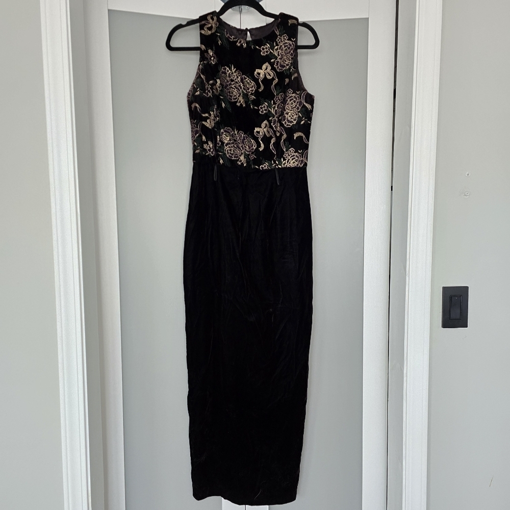 VTG Scott McClintock Black Velvet Floral Sleeveless Bodycon Gown